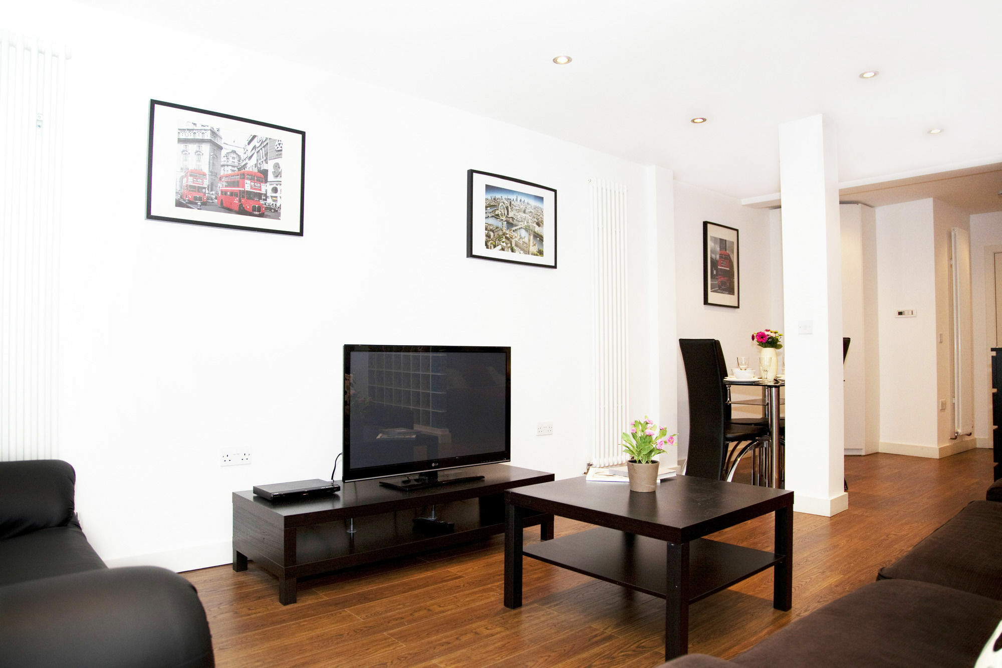 לונדון Tower Bridge Superior Apartments מראה חיצוני תמונה